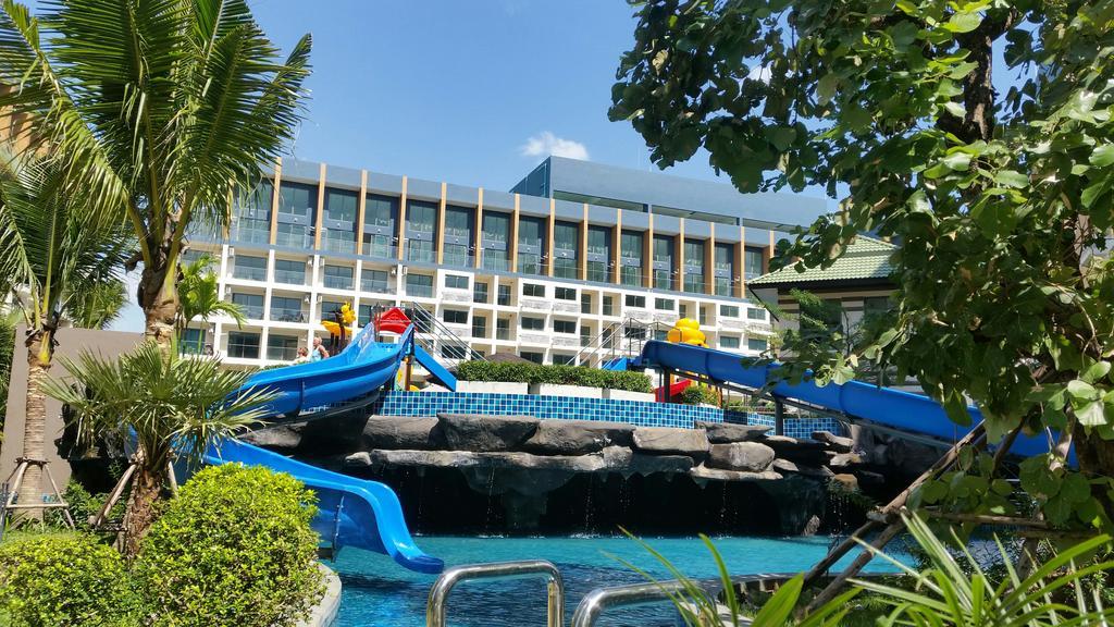 Pool View In Laguna Beach Resort 2 Jomtien Beach Exteriör bild